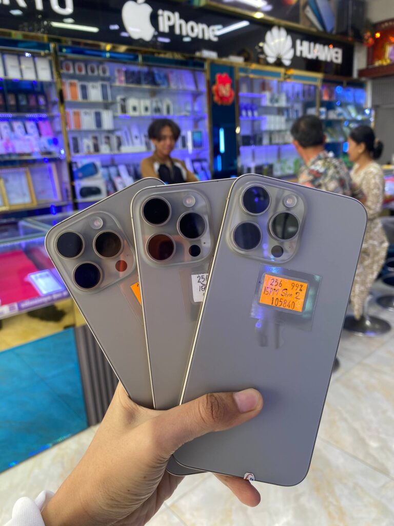 iPhone 15 Pro Max 256G  Sim 1ទឹក