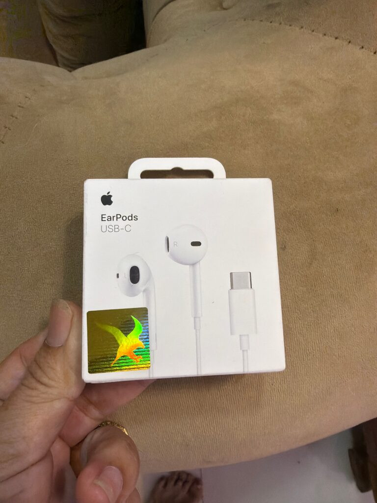 Earphones type-C